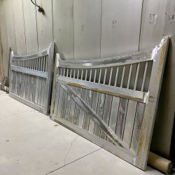 gate