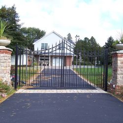 Gate